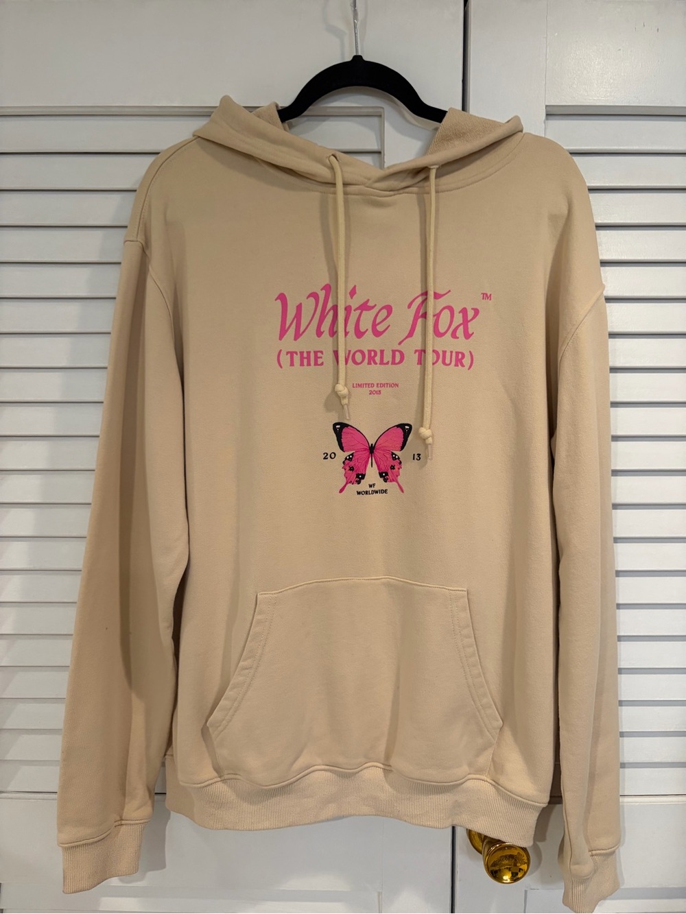 White Fox hoodie M/L